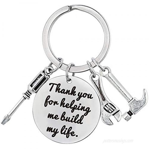 XGAKWD Fathers Day Keychain from Daughter Son Wedding Birthday Keychain Gift for Step Dad Papa Thank You for Helping Me Build My Life