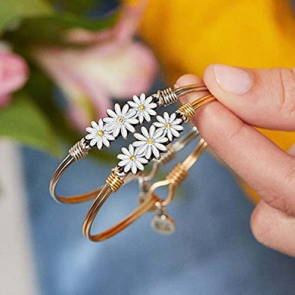 Luca + Danni | Daisies Bangle Bracelet For Women Made in USA